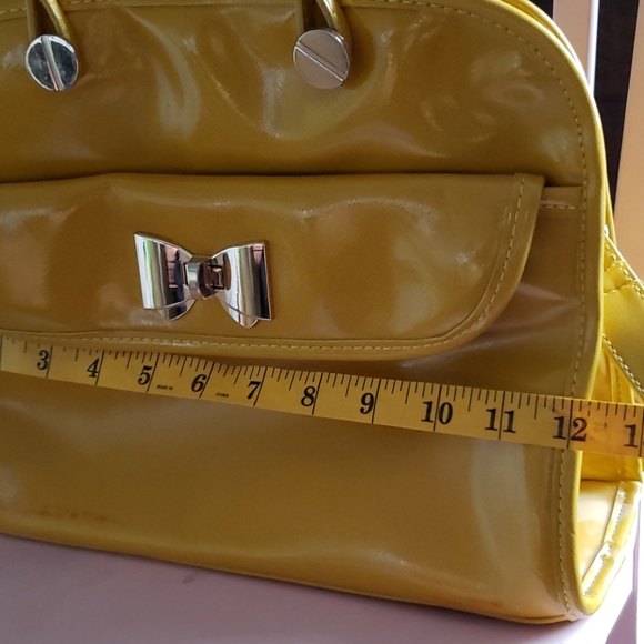 Mustard colored yellow cross body or tote - Picture 6 of 8